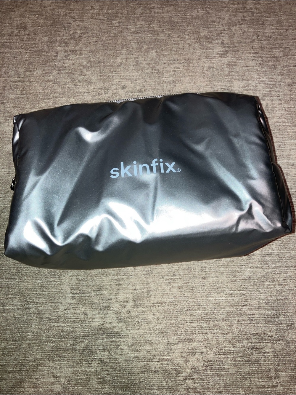 Skinfix Travel Toiletry Bag in Silver NWOT